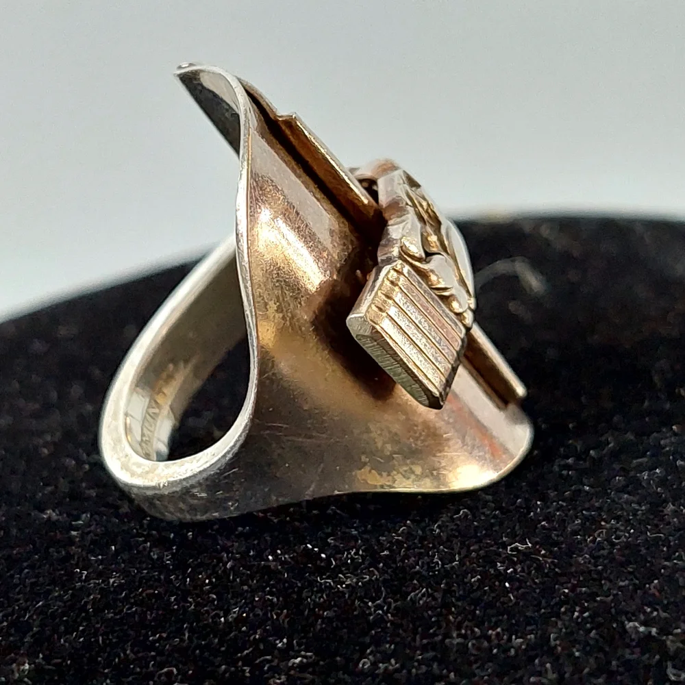 Community Large silver Ring - Picture 4 of 10